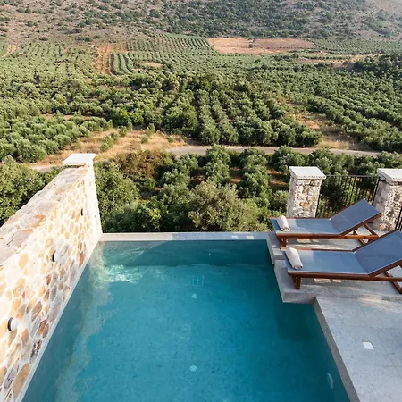 Secret Village Apartmanhotel