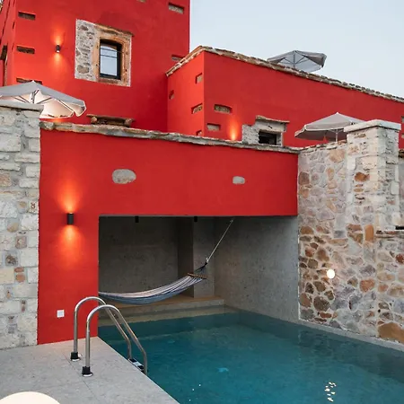 Aparthotel Secret Village 4*