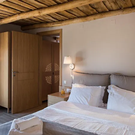Secret Village 4* Lameriana
